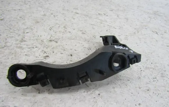 Audi Q2 - Front bumper mounting bracket 81A807184