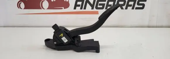 Jaguar XE Accelerator throttle pedal M1527195718