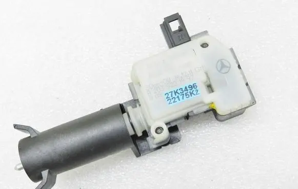 Mercedes-Benz A W169 Fuel tank cap lock motor A2038201997 A1698201414