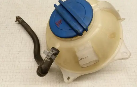 Seat Ibiza III (6L) Coolant expansion tank/reservoir 6Q0121407