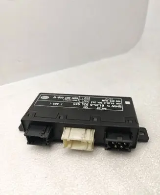 BMW 5 E39 Door control unit/module 61356924933 12037310 61356904243