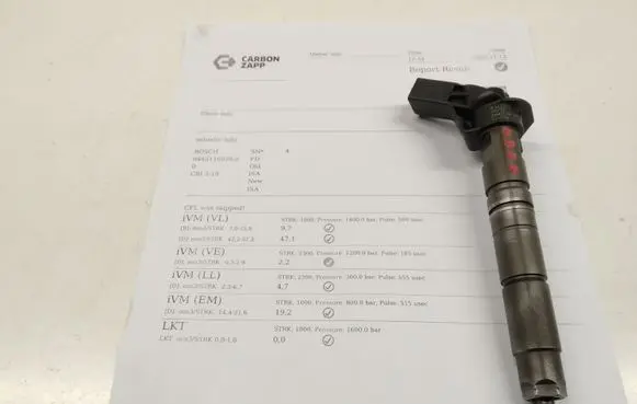 Mercedes-Benz ML W166 Fuel injector 0445116026 A6420701187
