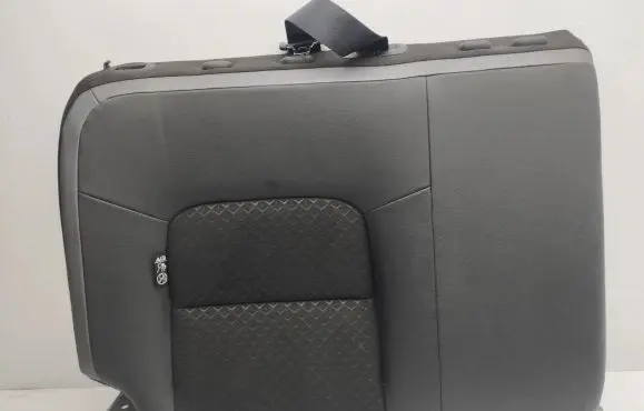 Nissan Juke II F16 Rear seat 