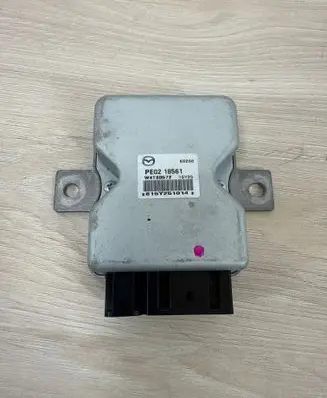 Mazda CX-5 Fuel injection pump control unit/module PE0218561 615Y251014