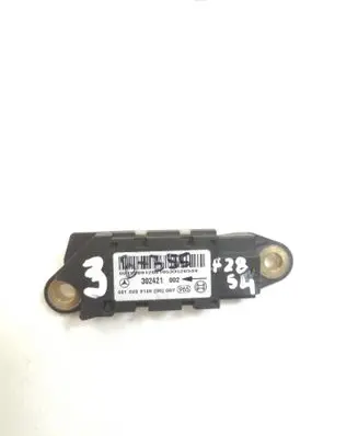 Mercedes-Benz CLS C219 Airbag deployment crash/impact sensor 0018209126