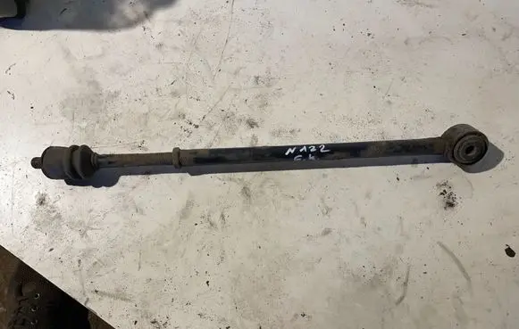 Rear control arm