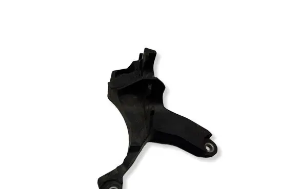 Volvo V40 Gear shift cable bracket 31367456