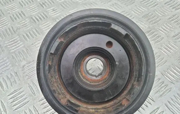 Mercedes-Benz E W212 Crankshaft pulley A2720300803