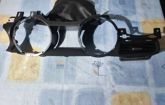 Ford Mustang VI Dashboard trim FR3B63044D70B