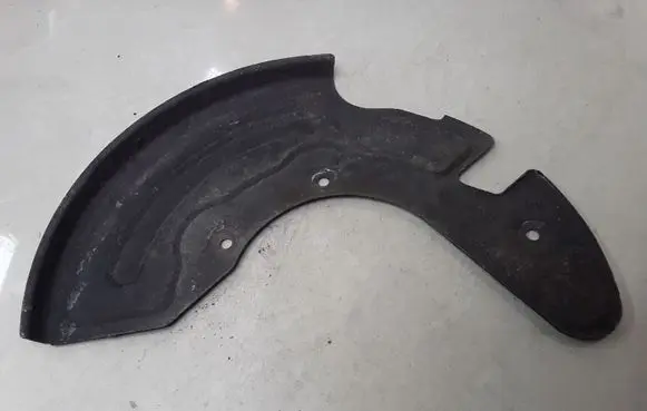 Volkswagen PASSAT B5.5 Front brake disc dust cover plate 