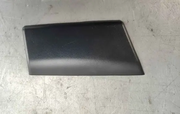 Maserati Levante (B) pillar trim (top) 670040257