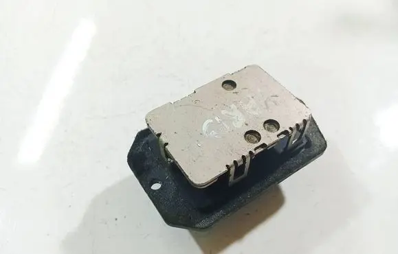 Toyota Yaris Heater blower motor/fan resistor 