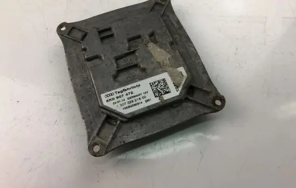 Audi A4 S4 B8 8K Light module LCM 8K0907472