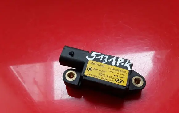 Hyundai Trajet Airbag deployment crash/impact sensor 959203A501 82H00070573 30010111