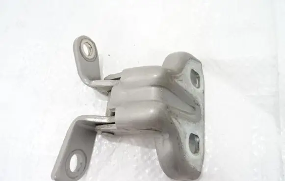 Rear door upper hinge