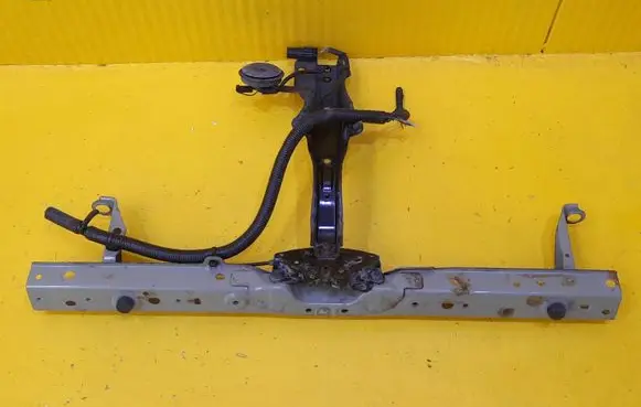 Nissan Leaf I (ZE0) Front axle beam 