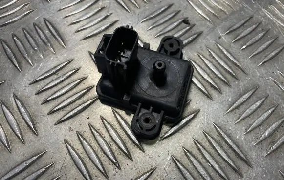Ford Mondeo Mk III Camshaft speed sensor 98AB9F479BA 1M14A 6PP4160EAB