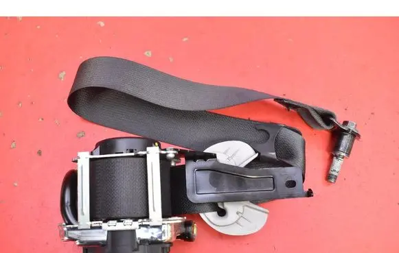 KIA Sportage Front seatbelt 88820R2200ED