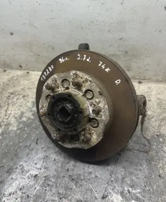 Nissan Terrano Rear wheel hub