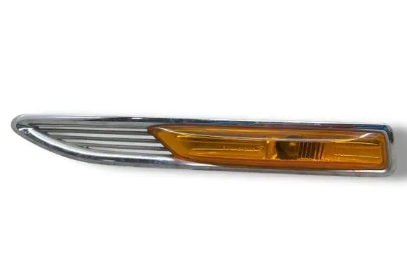 Ford Mondeo MK IV Front fender indicator light 7s7113k354bd 012119 165147