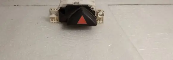 Ford Focus Hazard light switch 2M5T13A350