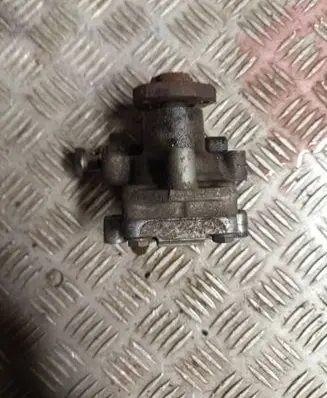 Volkswagen Golf IV Power steering pump