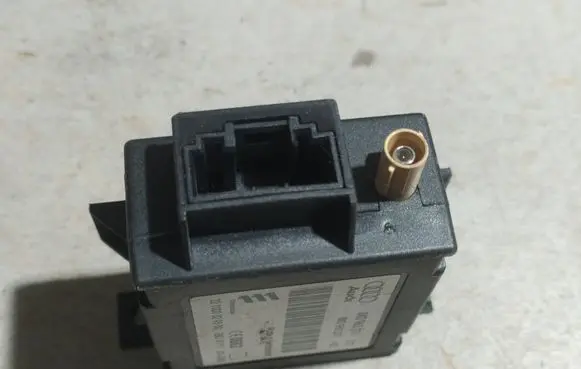 Volkswagen Touareg II Auxiliary heating control unit/module 8K0963271