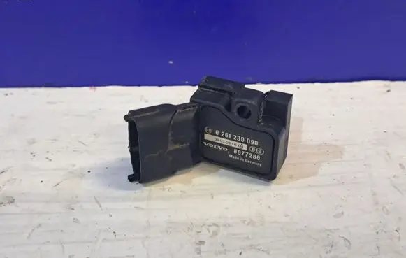 Volvo S60 Air pressure sensor 8677288
