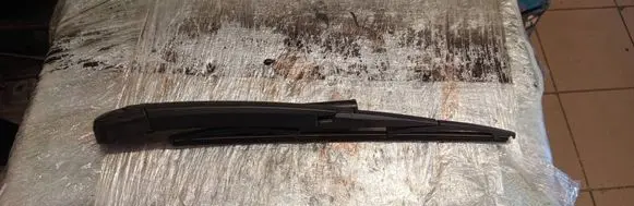 Hyundai Tucson TL Rear wiper blade arm 