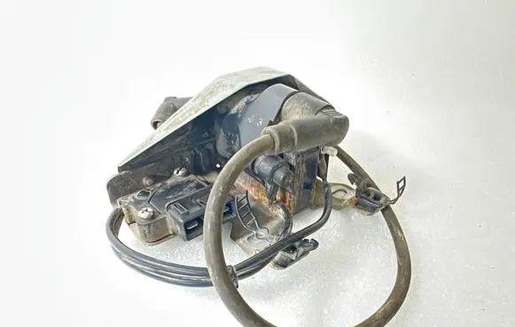 Audi A4 S4 B5 8D High voltage ignition coil 8D0905105