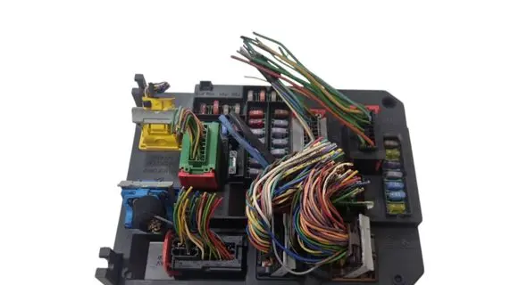 Peugeot 508 Fuse module 966499238000 9664992380