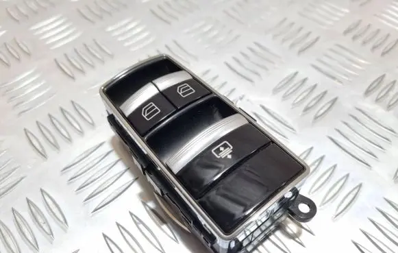 Mercedes-Benz S W221 Electric window control switch A2218709510