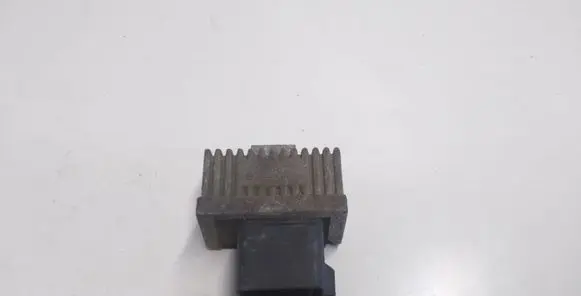 Glow plug pre-heat relay