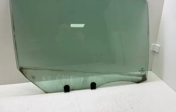 Peugeot 308 Rear door window glass