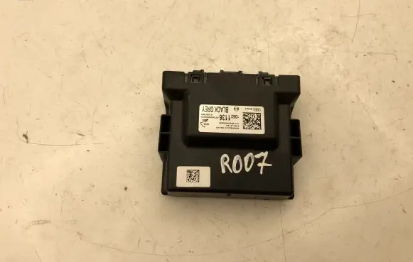 Chevrolet Camaro Parking PDC control unit/module 13521136