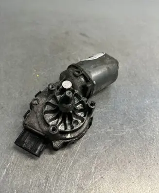 Opel Insignia A Wiper motor 13227393
