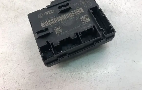 Audi A1 Door control unit/module 8X0959792K