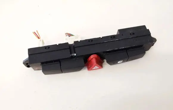 KIA Ceed Hazard light switch 937001h900 93700-1h900