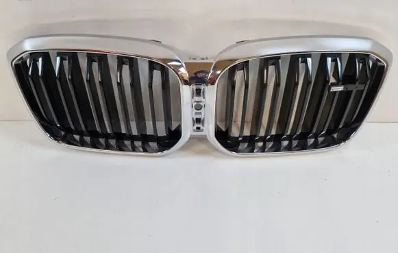 BMW X3 G01 Front bumper upper radiator grill 10627111ranzez