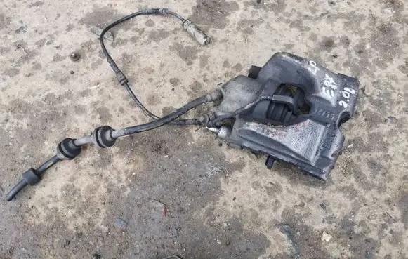 BMW 1 E81 E87 Front brake caliper
