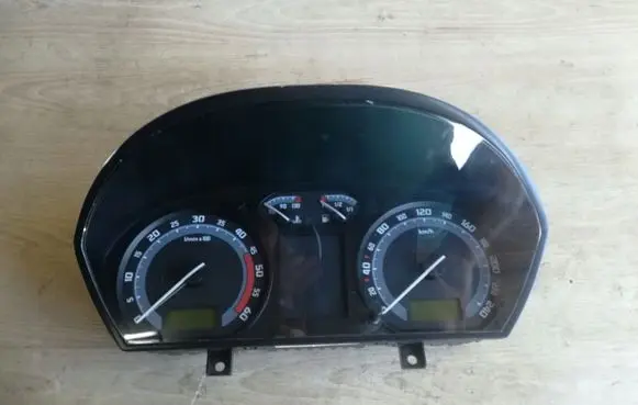 Skoda Fabia Mk1 (6Y) Speedometer (instrument cluster) 5J0920900C