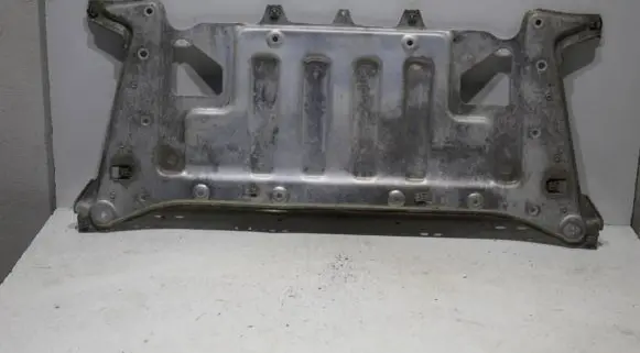 Porsche Taycan 9J1 Engine splash shield/under tray 9J1407129F 4521
