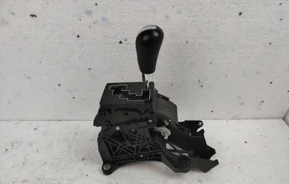 Mazda CX-9 Gear shifter/selector TD1146100