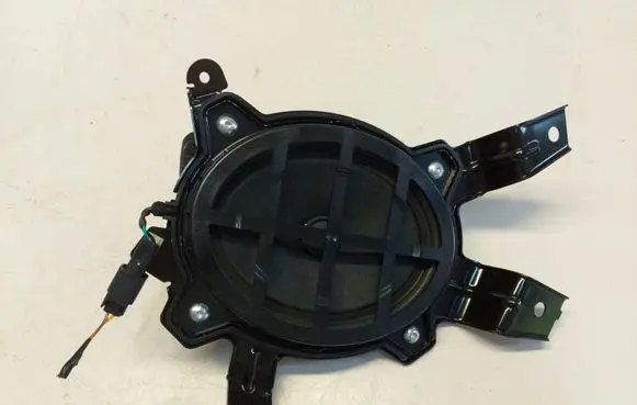 Ford Puma Subwoofer speaker L1TT-19A067-AC