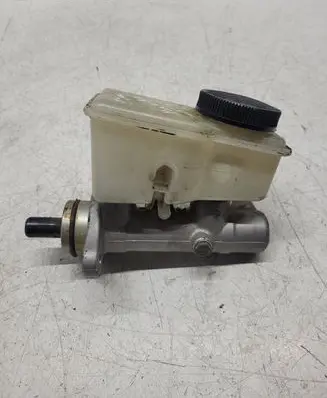 Mazda 626 Master brake cylinder