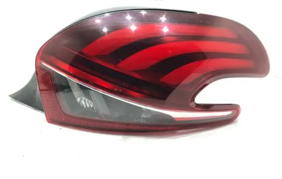 Peugeot 208 Rear/tail lights 9825601180