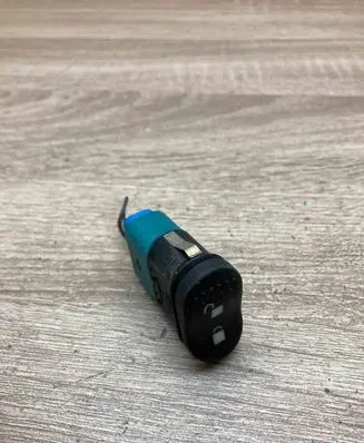 Ford Focus Central locking switch button 98AG14B076AC 03162902