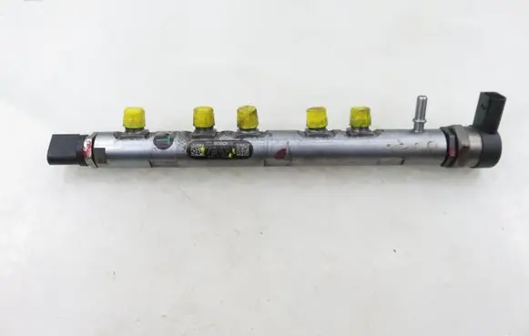 BMW 1 E81 E87 Fuel main line pipe 0445214182 0281002738 7809127