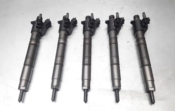 Fuel injectors set