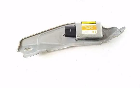 Lexus GS 300 350 430 450H Airbag deployment crash/impact sensor 8983330020